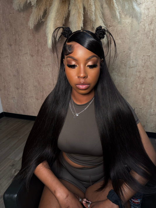 STRAIGHT HD Wig (natural color)